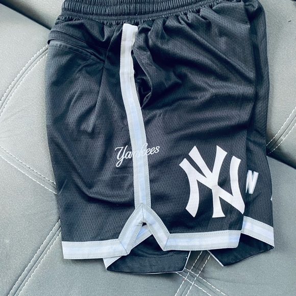 Summer Short - Picture 3 of 4